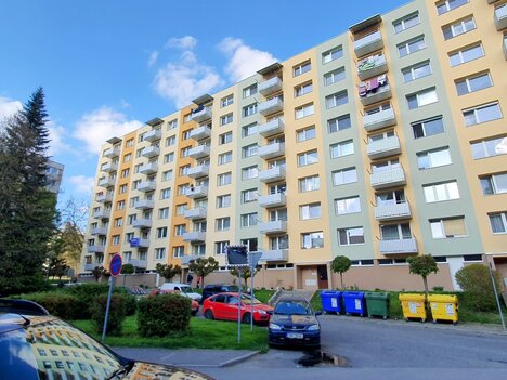 Panelbyt 2+1 Budovatelská Písek (cca 65,50 m2)